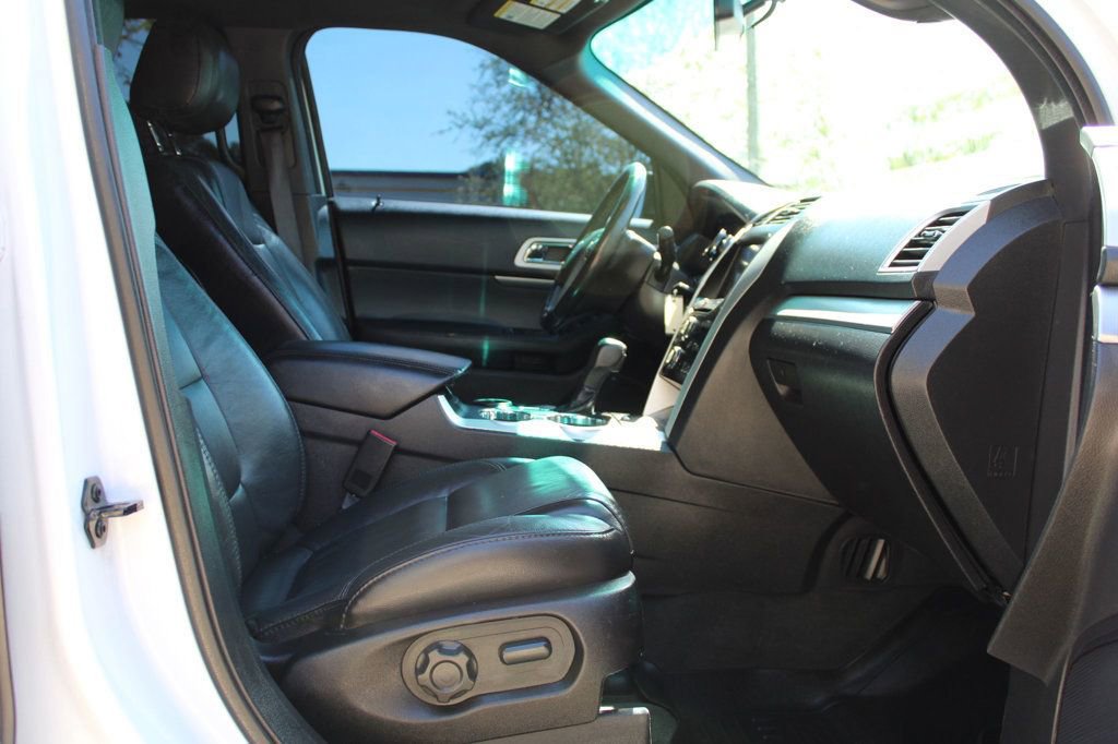 Used 2015 Ford Explorer XLT w/ Equipment Group 202A image 28