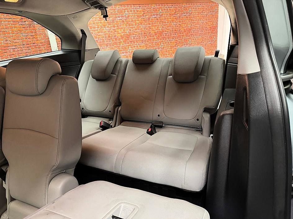 Used 2023 Honda Odyssey EX-L image 13