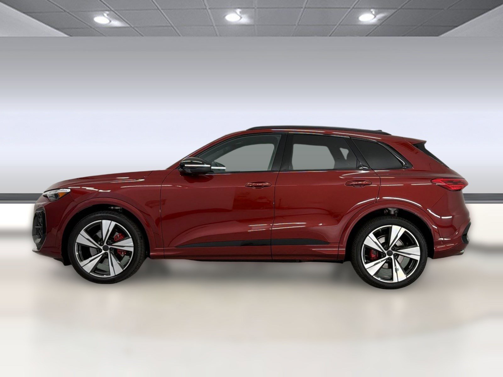 New 2026 Audi SQ5 Premium Plus AWD/4WD image 2