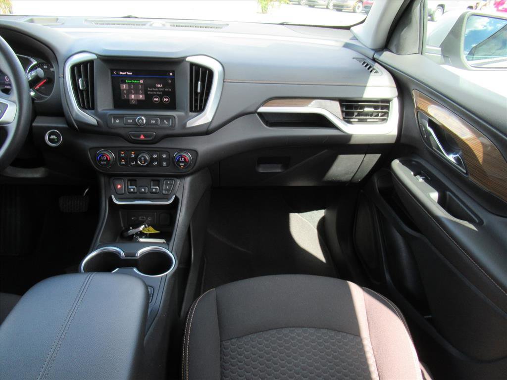Used 2020 GMC Terrain SLE w/ Driver Convenience Package image 19
