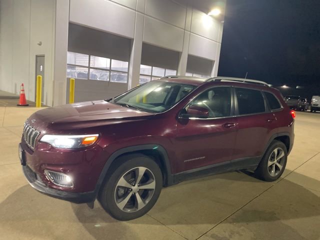 Used 2019 Jeep Cherokee Limited w/ Luxury Group image 5