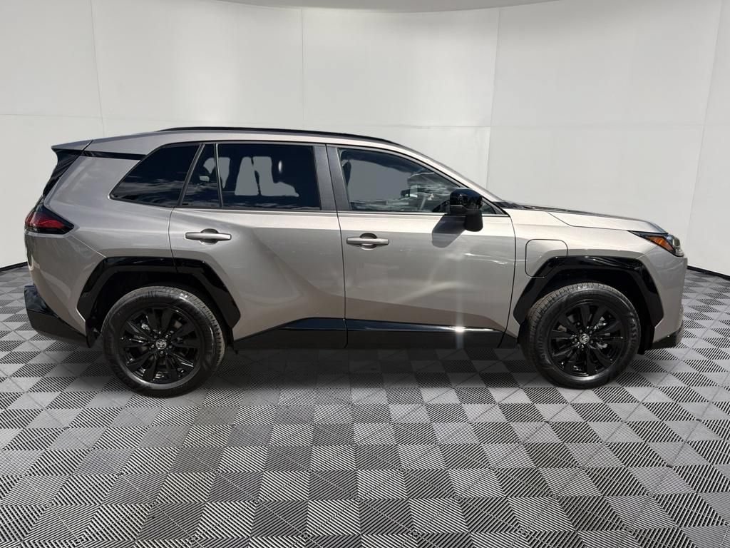Used 2026 Toyota RAV4 SE w/ Convenience Package AWD/4WD image 8