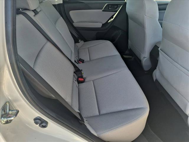 Used 2014 Subaru Forester 2.5i Premium w/ All-Weather Package AWD/4WD image 19