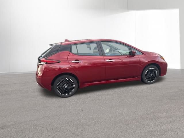 Certified 2025 Nissan Leaf SV Plus image 7