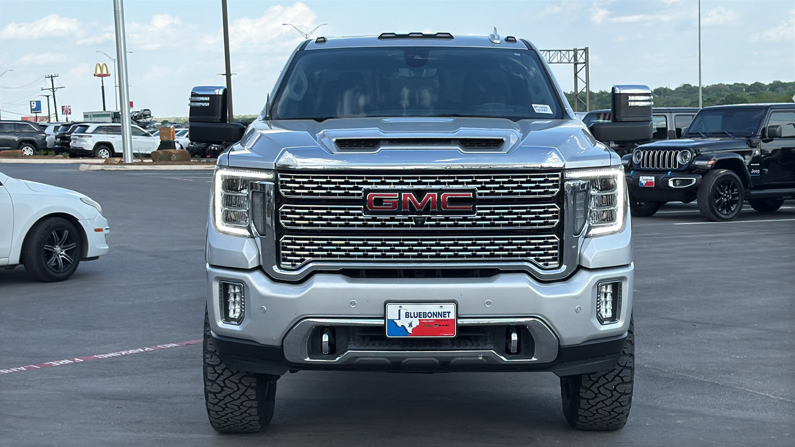Used 2023 GMC Sierra 3500 Denali w/ Denali Ultimate Package AWD/4WD image 7