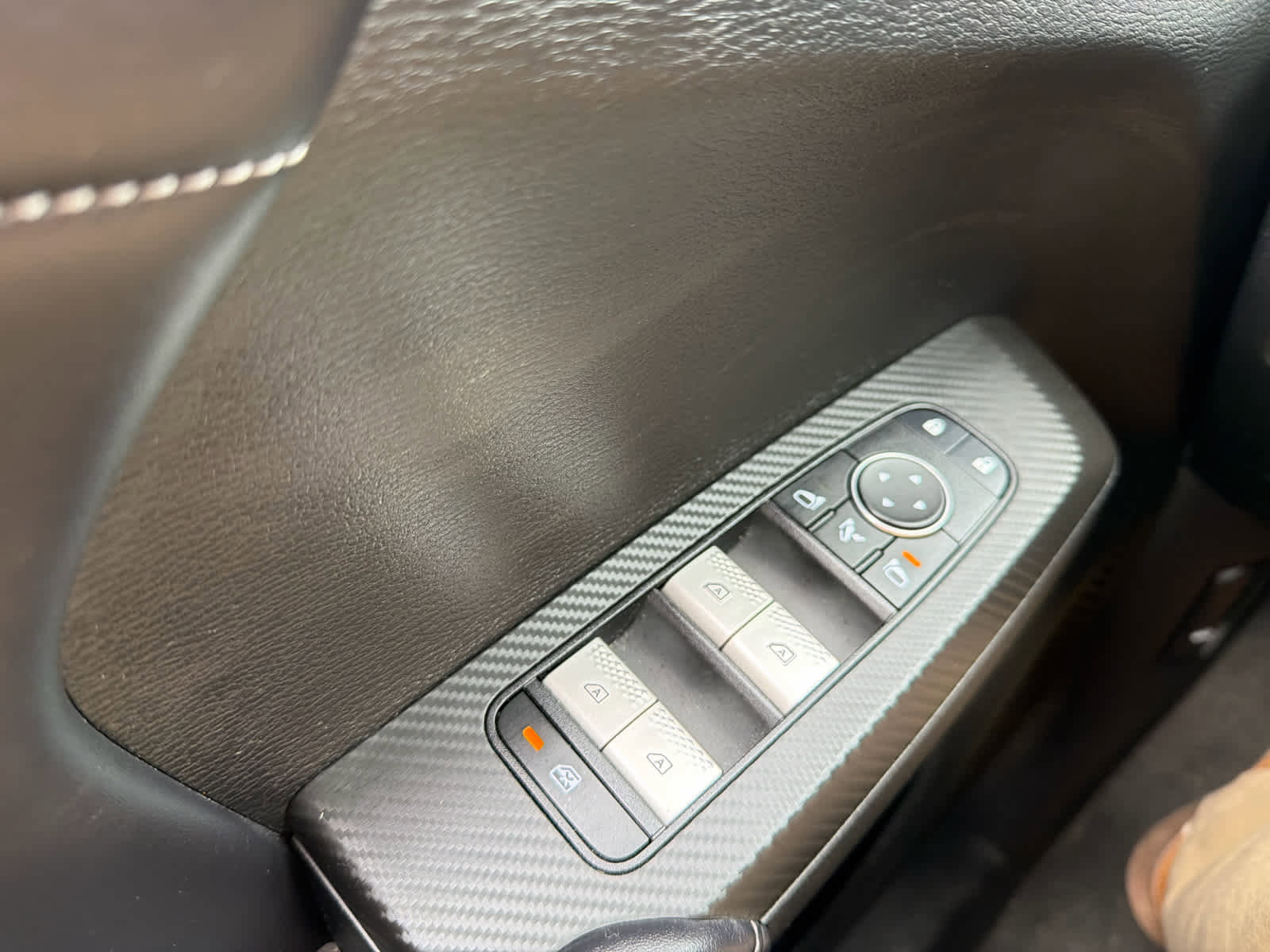 Used 2024 Mitsubishi Outlander SE FWD image 35