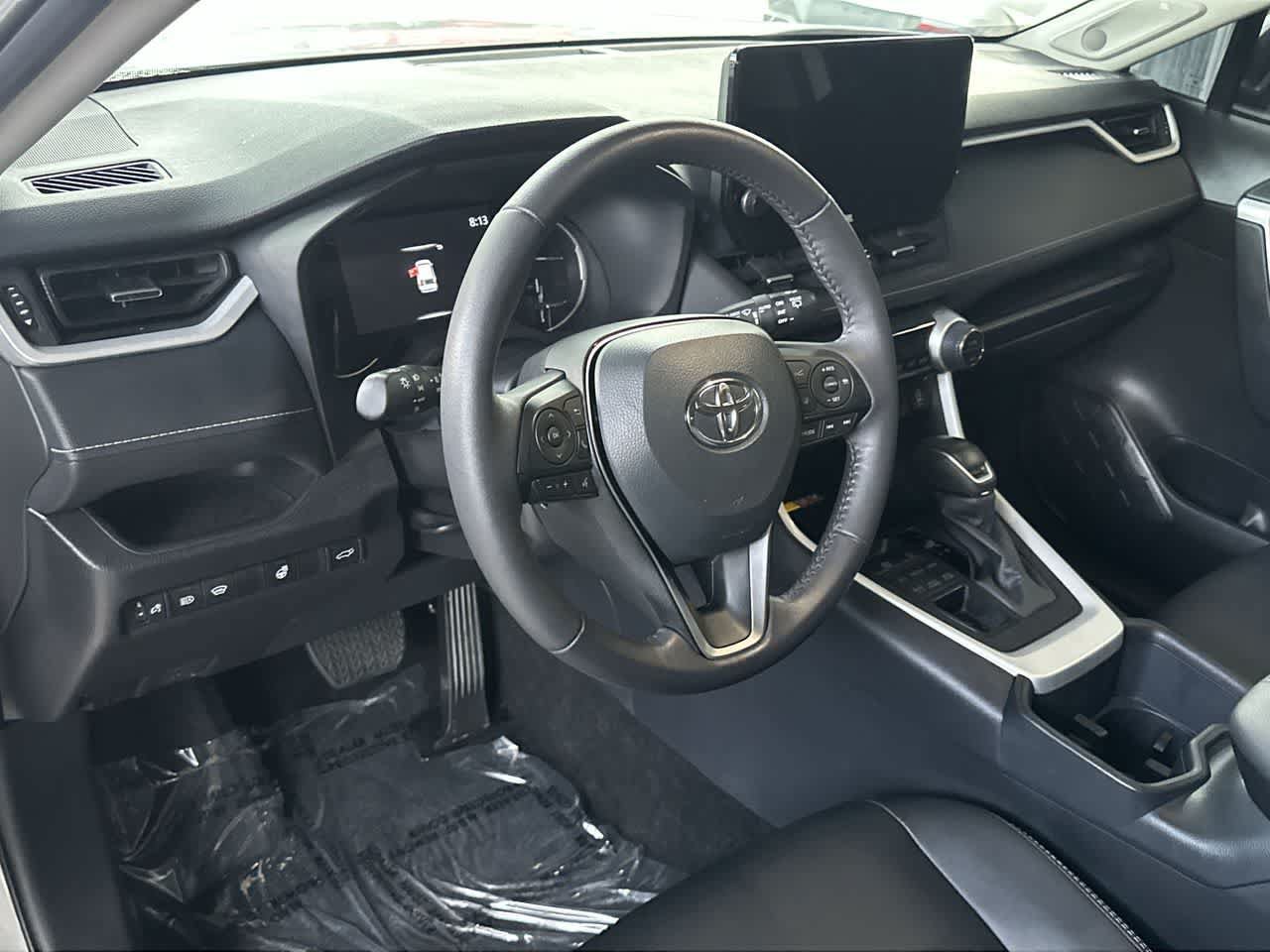Used 2025 Toyota RAV4 XLE Premium AWD/4WD image 13