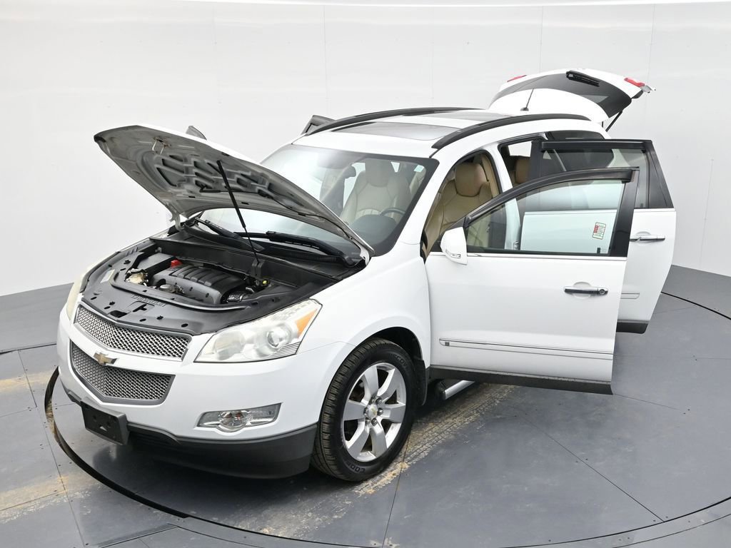 Used 2009 Chevrolet Traverse LTZ image 61