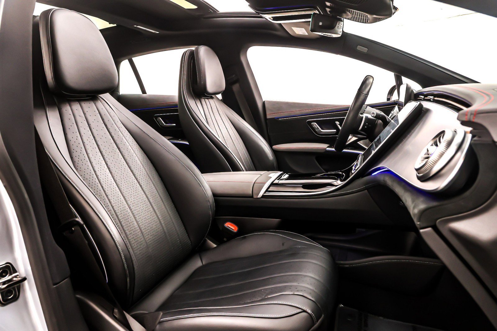 Used 2022 Mercedes-Benz EQS 450+ Sedan image 8