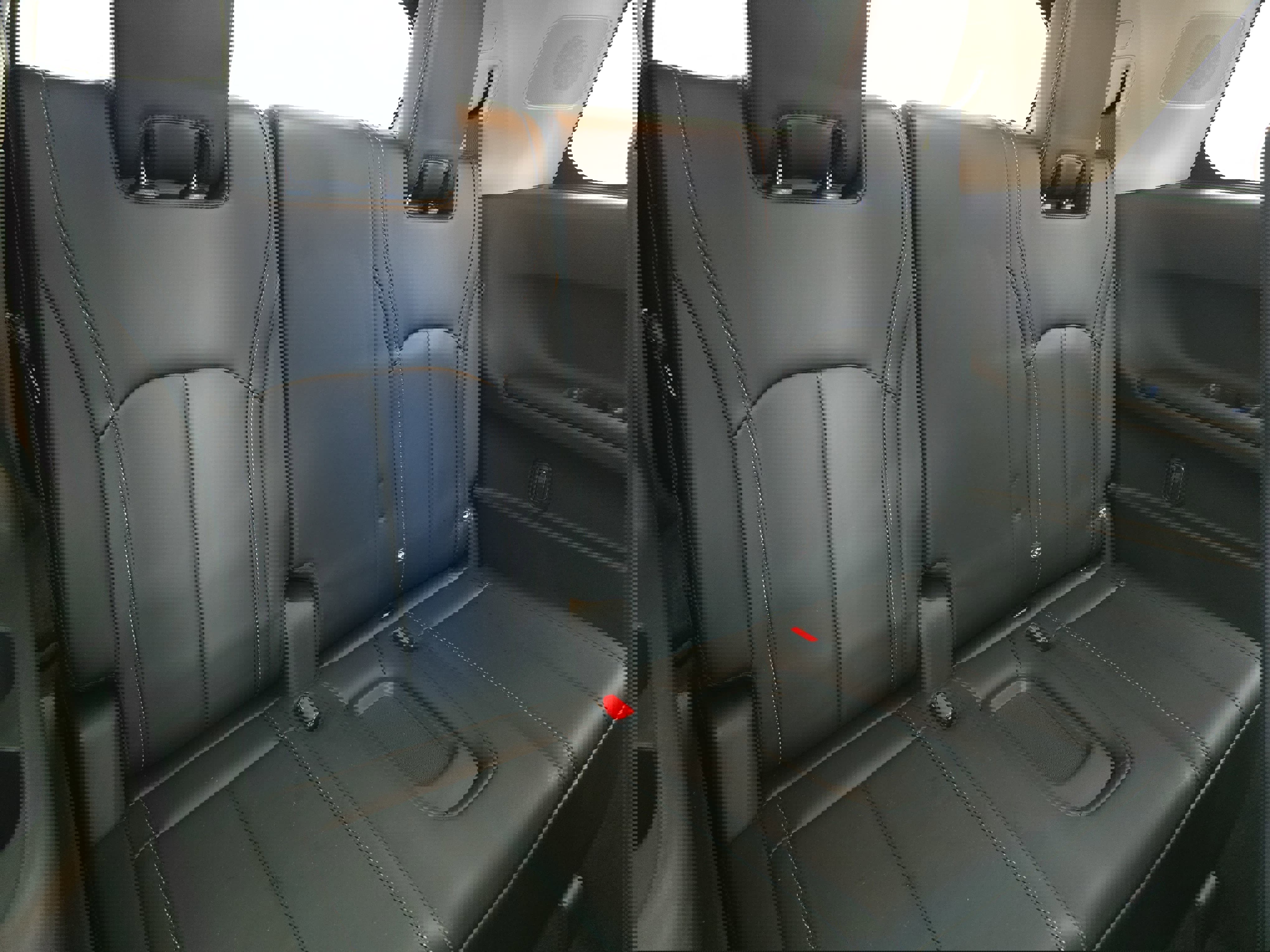 Used 2023 INFINITI QX60 Sensory w/ Vision Package image 12