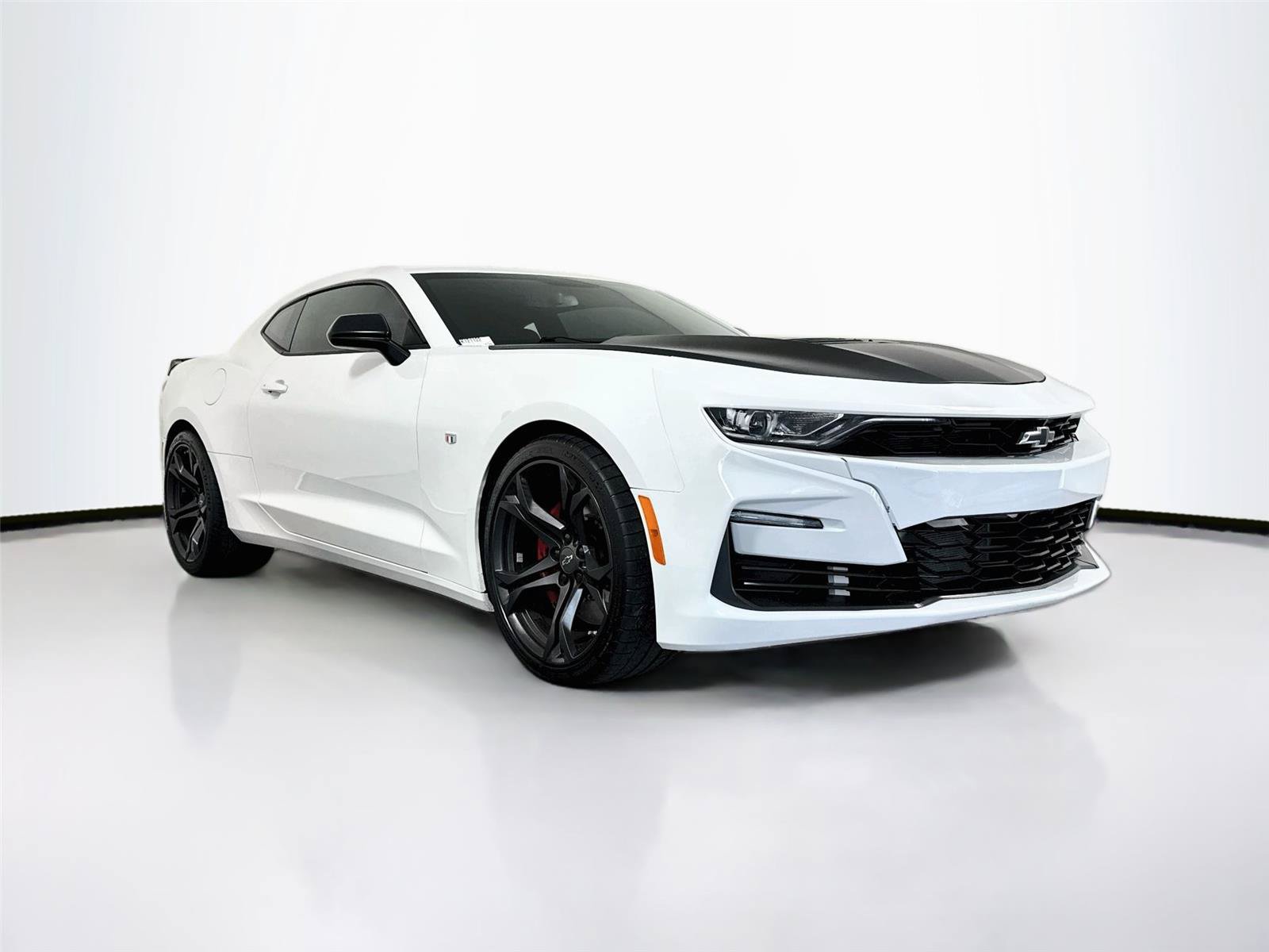 Used 2023 Chevrolet Camaro SS RWD image 8