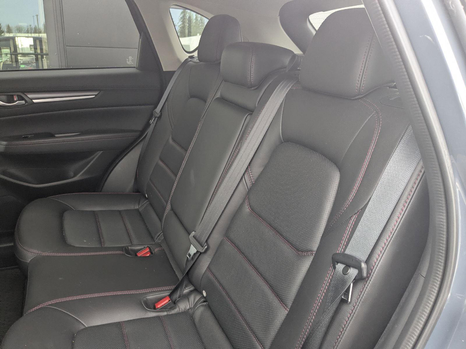 Used 2024 MAZDA CX-5 Carbon Edition image 15