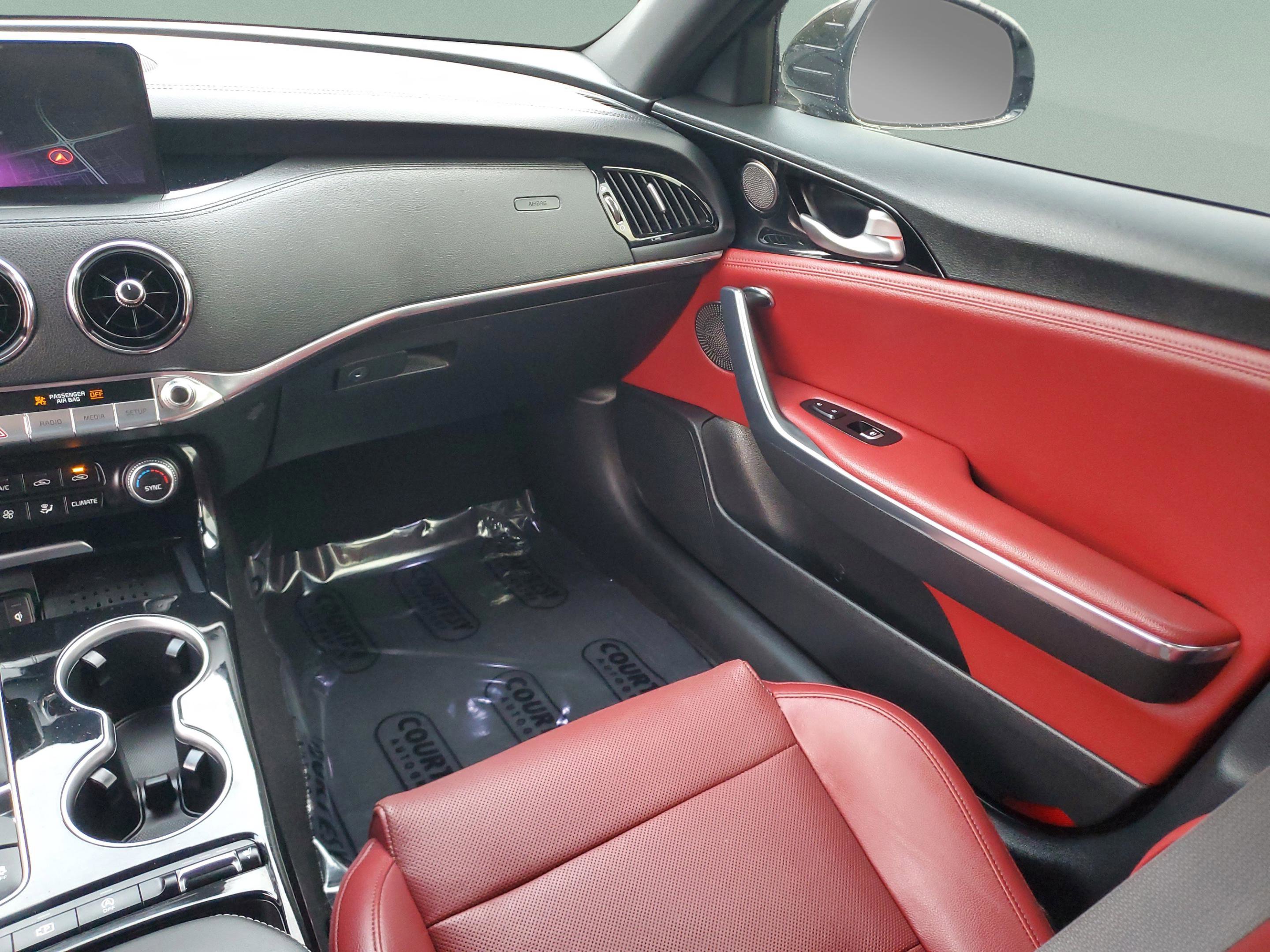 Certified 2023 Kia Stinger GT-Line w/ Sun & Sound Package image 15