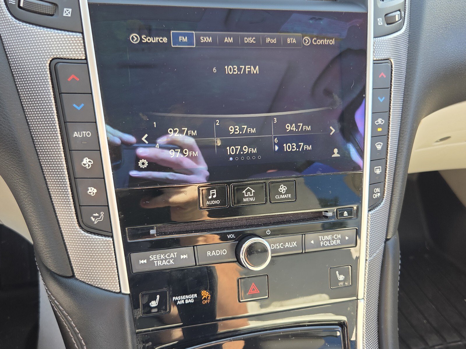 Used 2017 INFINITI Q50 3.0t Premium w/ 3.0T Premium Plus Package RWD image 25