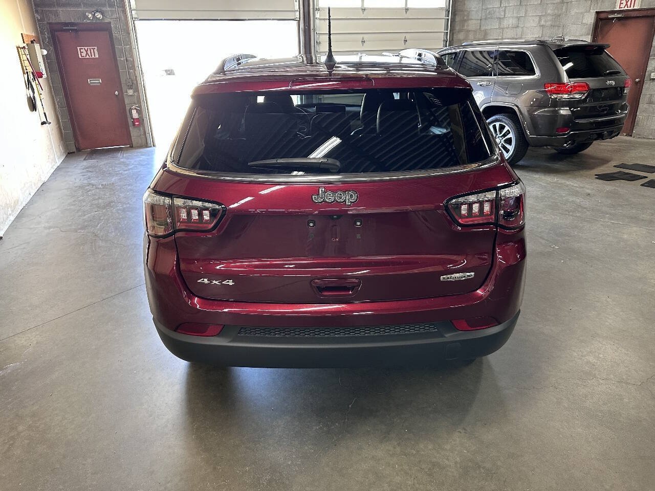 Used 2022 Jeep Compass Latitude AWD/4WD image 4