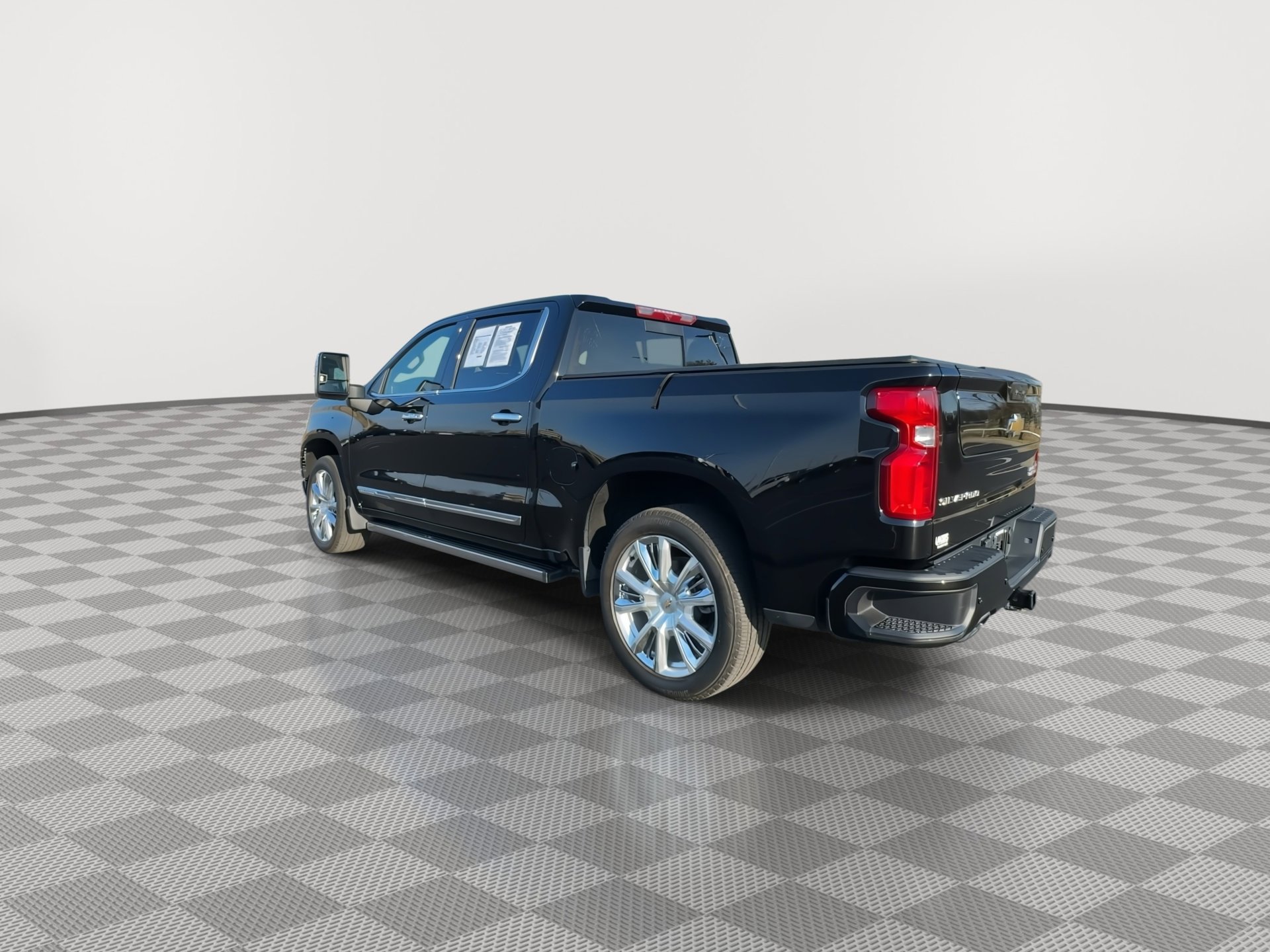 Certified 2024 Chevrolet Silverado 1500 High Country w/ High Country Premium Package image 7