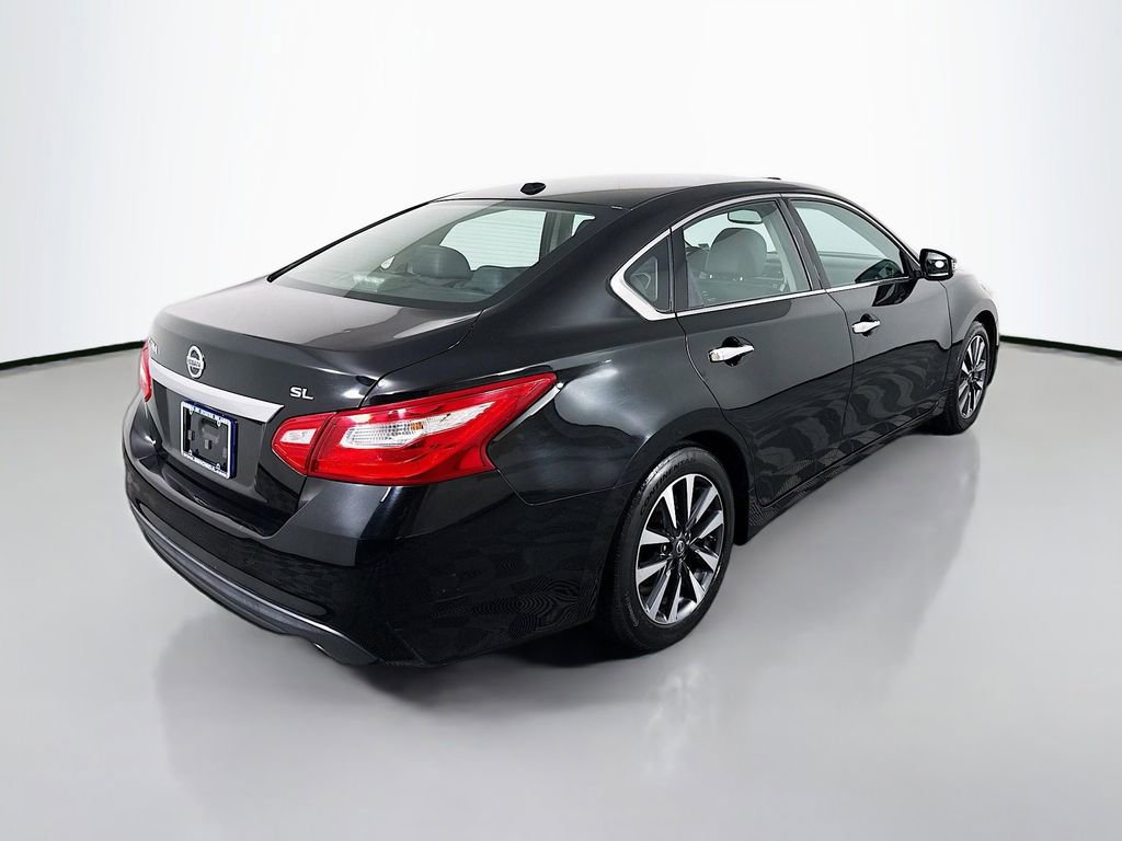 Used 2016 Nissan Altima 2.5 SL w/ 2.5 Technology w/LED Package FWD image 7