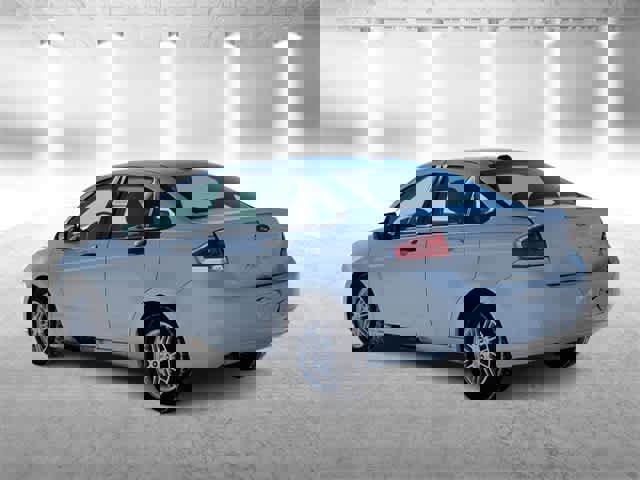 Used 2010 Ford Focus SE image 6