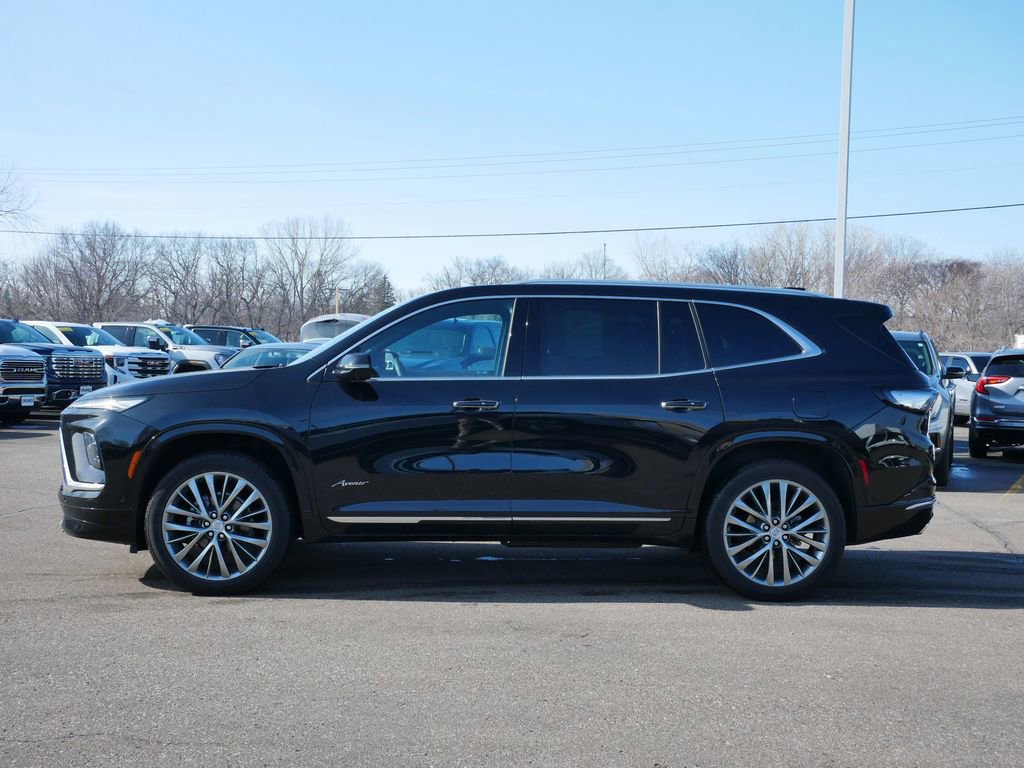 Used 2025 Buick Enclave Avenir w/ Super Cruise Package AWD/4WD image 4