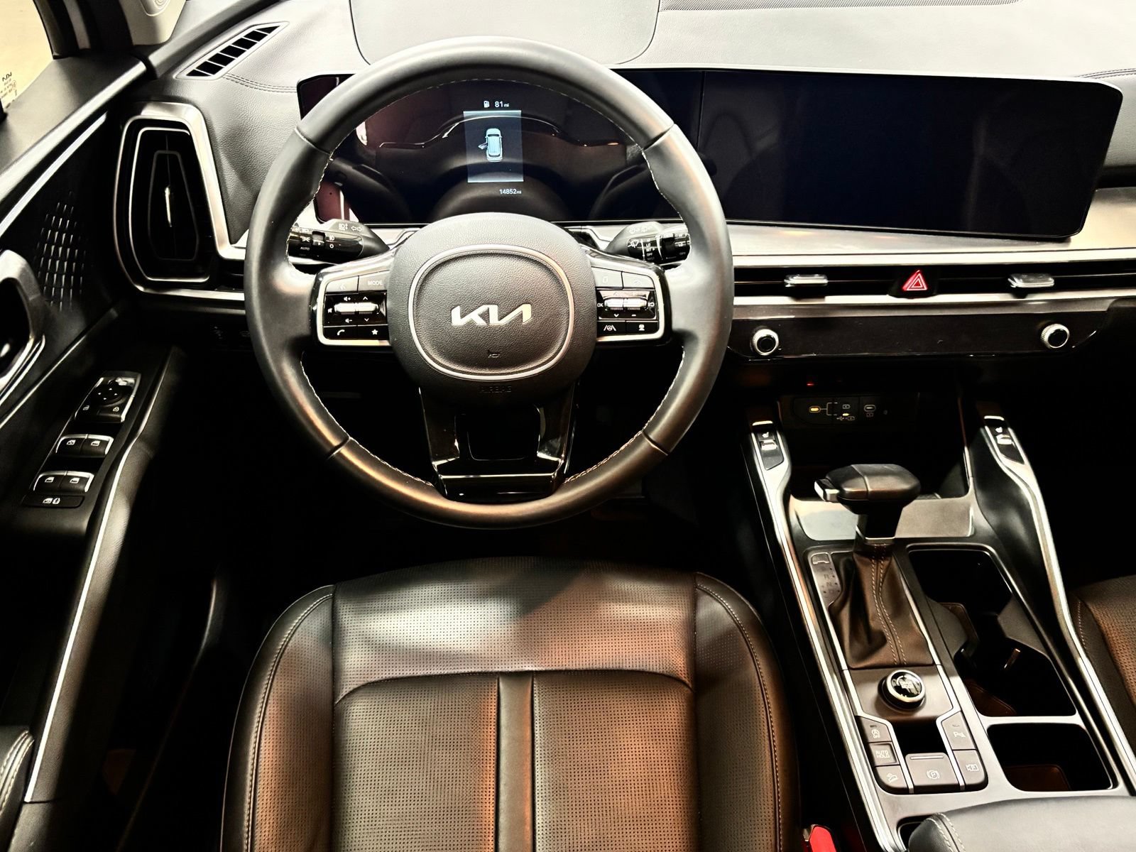 Used 2025 Kia Sorento EX FWD image 13