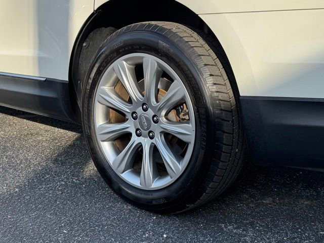 Used 2013 Lincoln MKT FWD image 24
