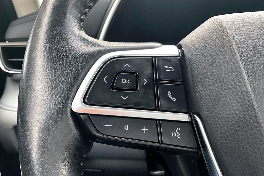 Certified 2021 Toyota Highlander Limited image 10