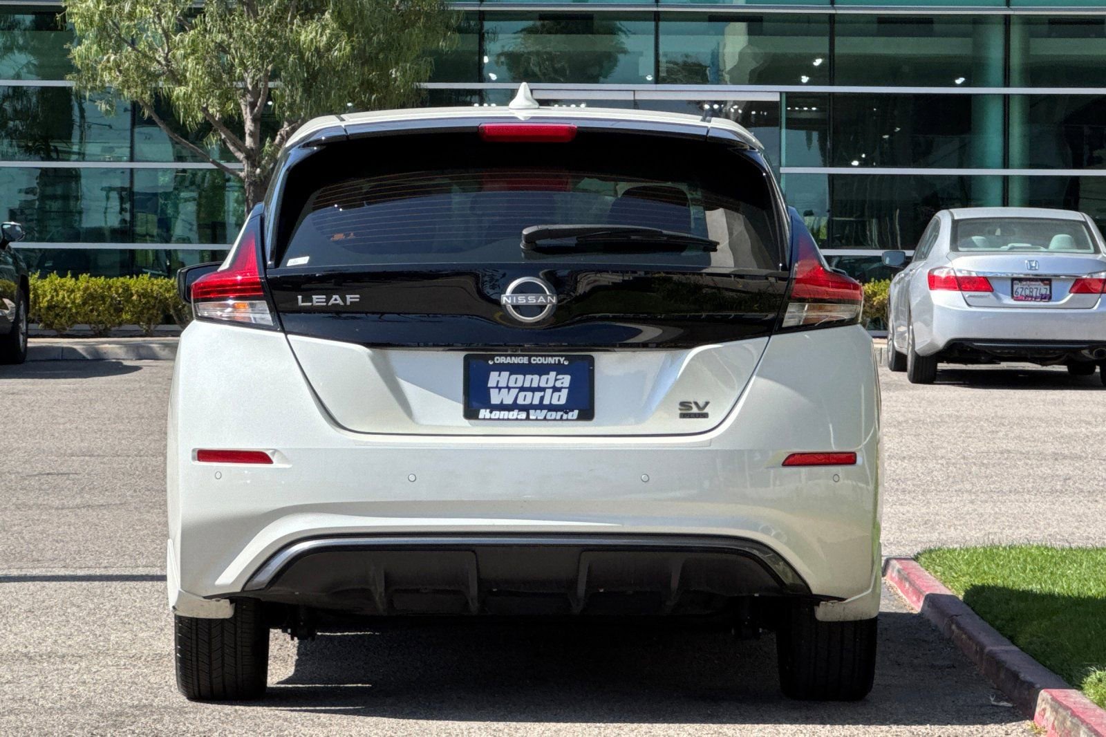 Used 2023 Nissan Leaf SV Plus FWD image 5