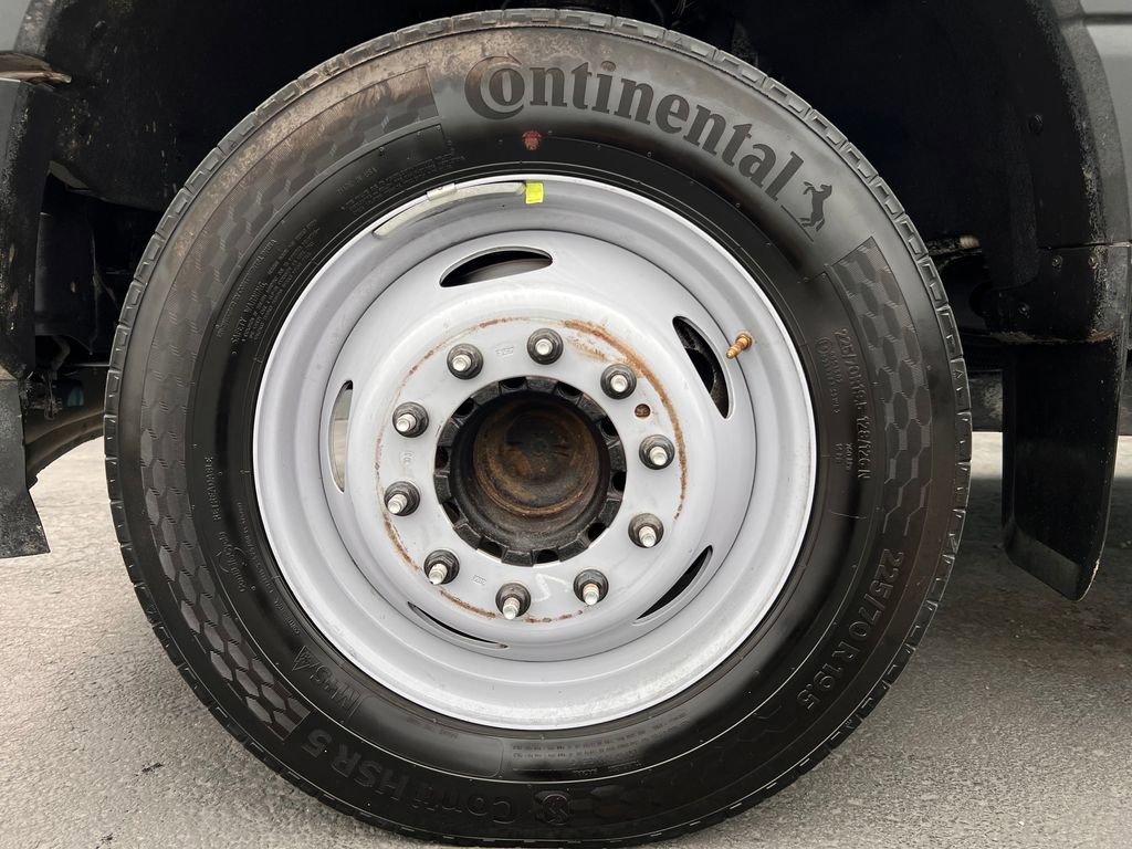 Used 2024 Ford F450 XL w/ XL Chrome Package image 29