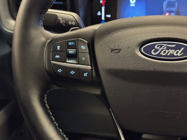 Used 2025 Ford Maverick Lobo image 24