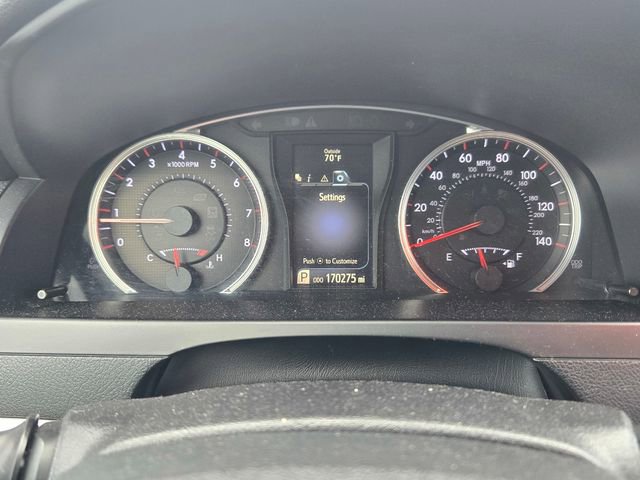 Used 2015 Toyota Camry SE image 18