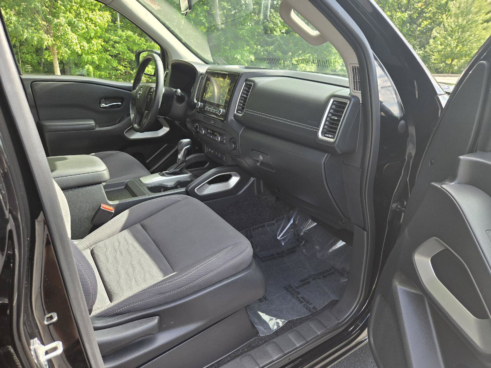 Used 2023 Nissan Frontier SV w/ SV Convenience Package AWD/4WD image 21