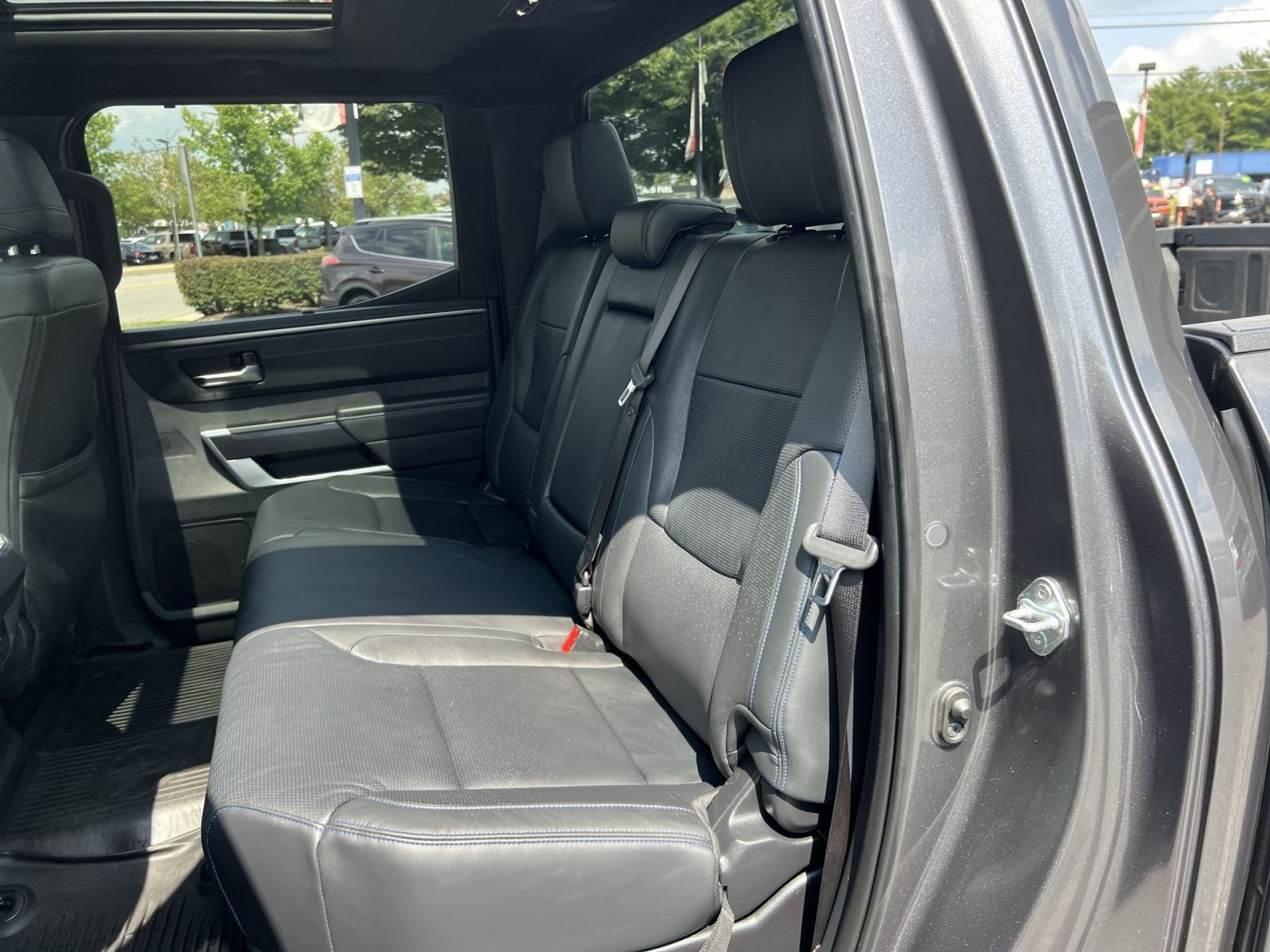 Used 2022 Toyota Tundra Platinum w/ Advanced Package AWD/4WD image 24