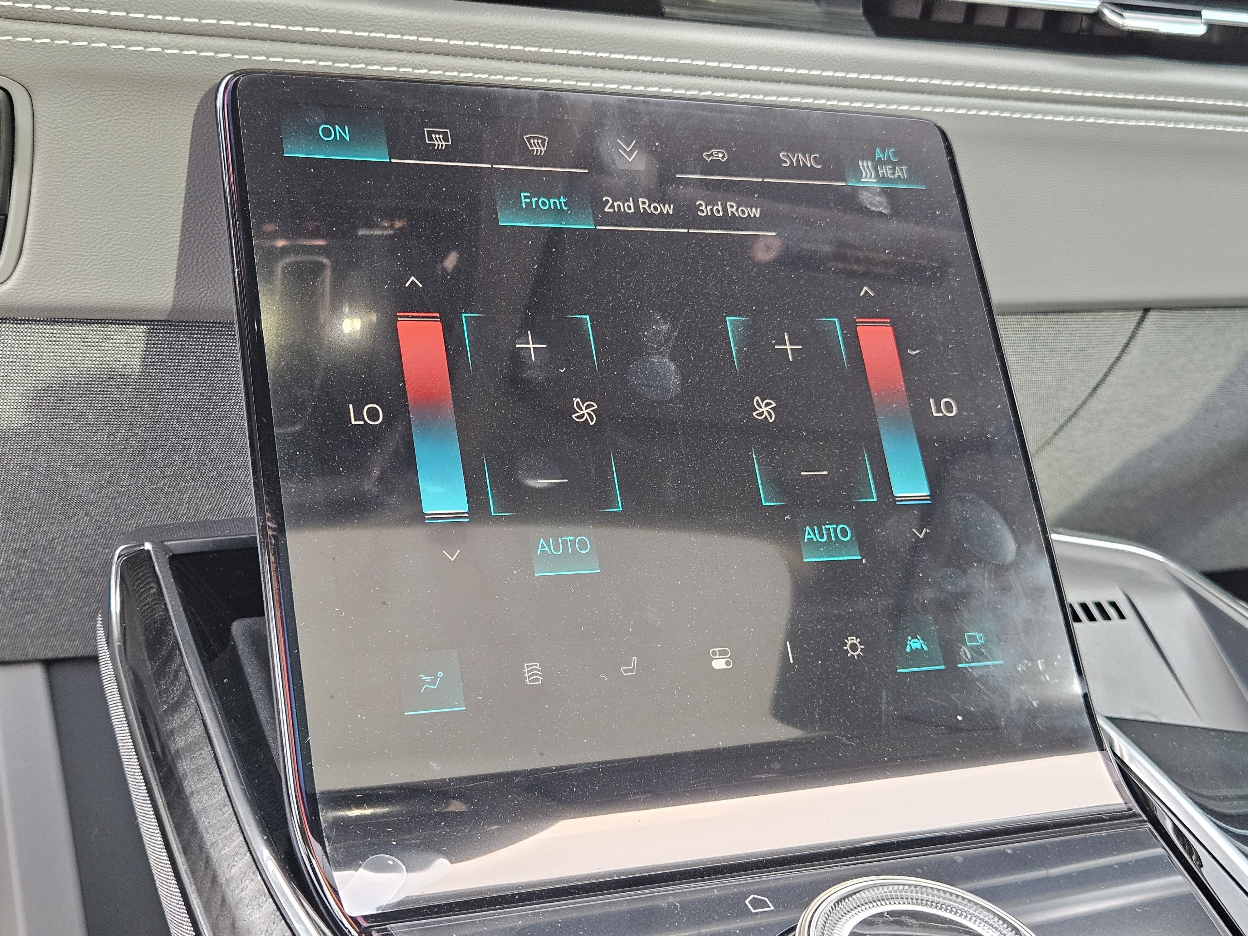 New 2025 Cadillac Lyriq Sport image 29