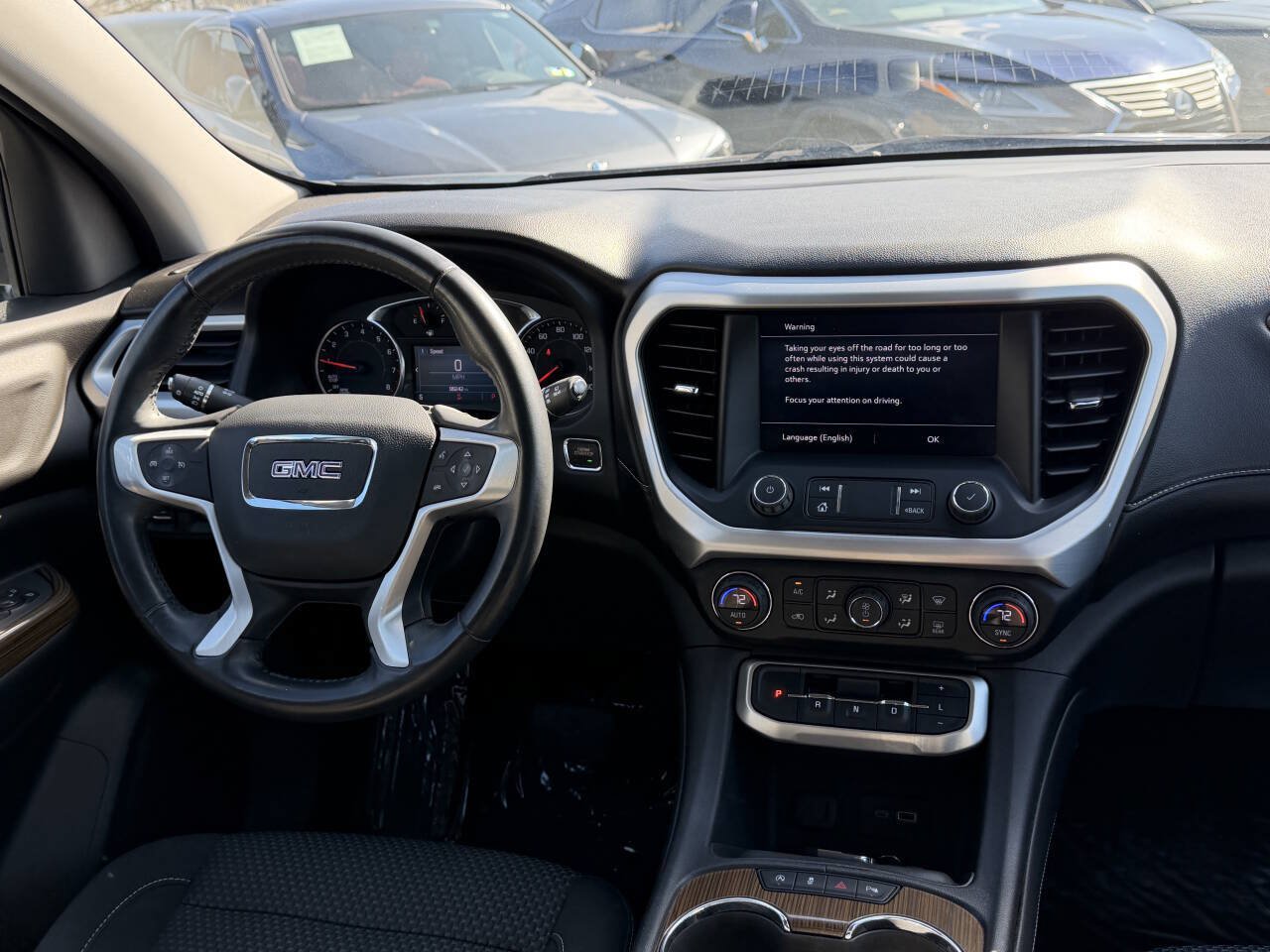 Used 2020 GMC Acadia SLE FWD image 12