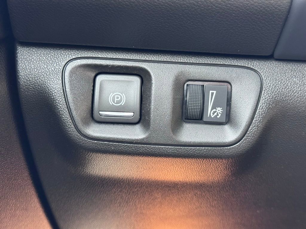 Used 2022 GMC Acadia SLE FWD image 34