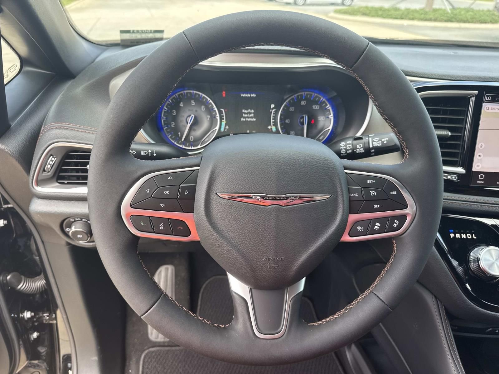 New 2026 Chrysler Pacifica Pinnacle image 22