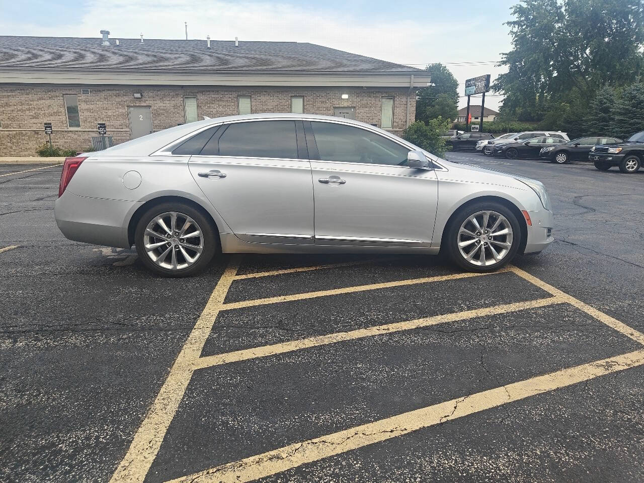 Used 2014 Cadillac XTS Luxury FWD image 6