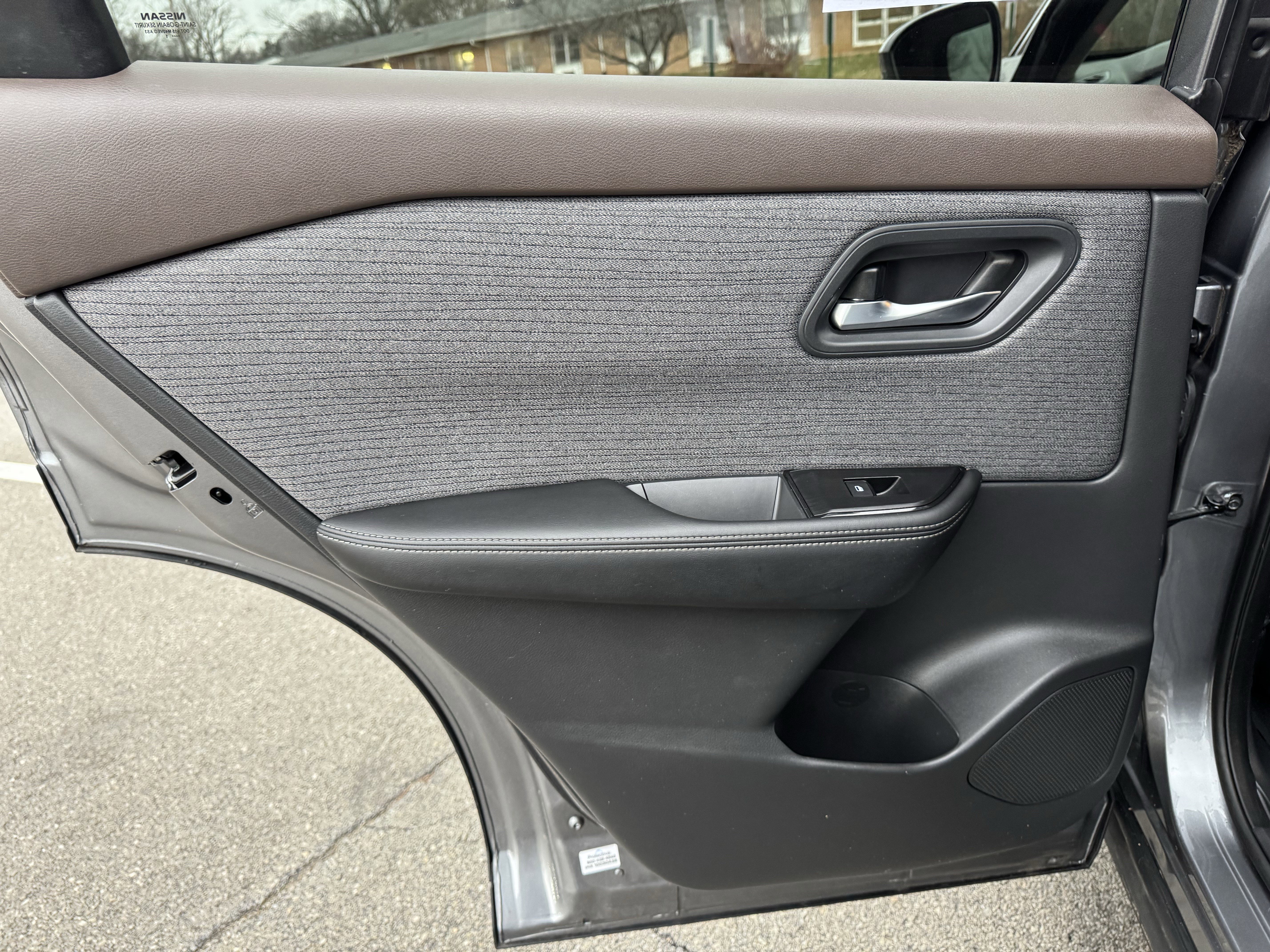 Certified 2021 Nissan Rogue SV image 31