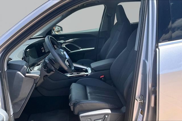 Used 2025 Audi Q5 Premium Plus w/ Premium Plus AWD/4WD image 27