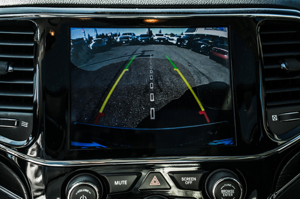 Used 2019 Jeep Grand Cherokee Summit AWD/4WD image 29