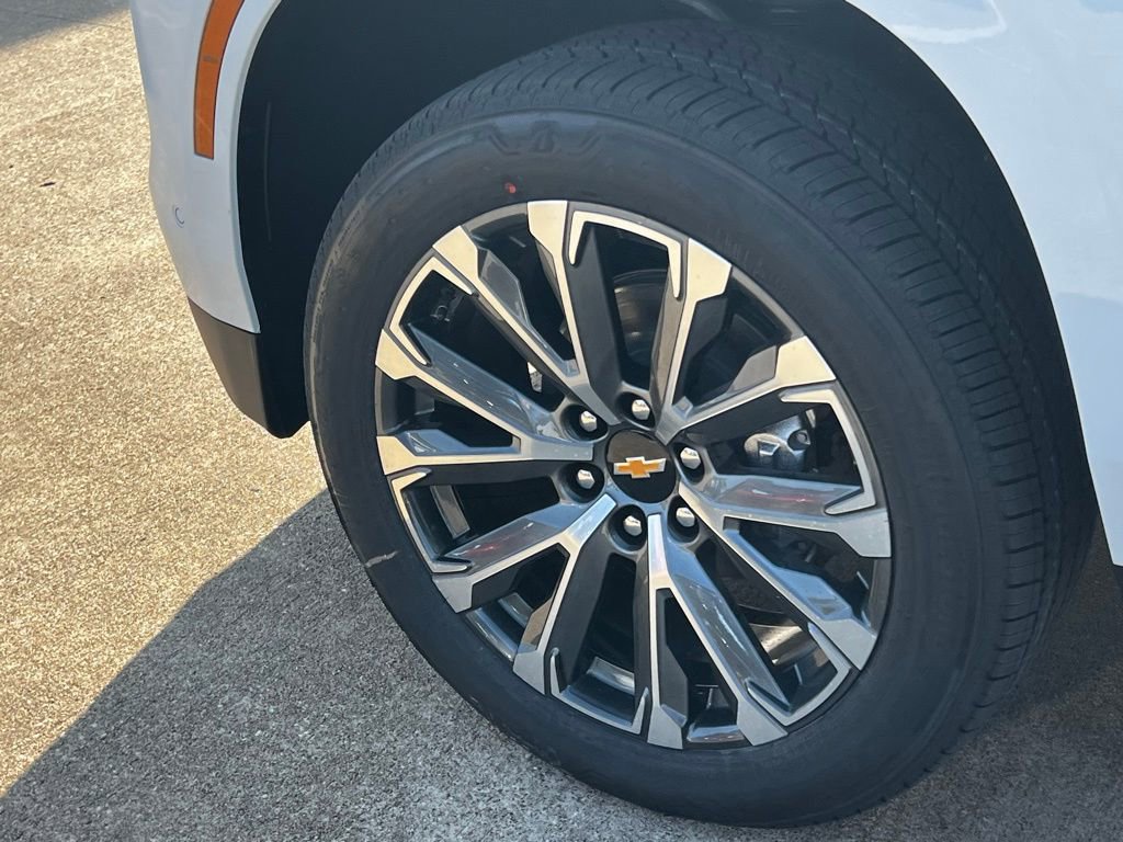 New 2026 Chevrolet Tahoe High Country w/ Sun And Tow Package RWD image 21