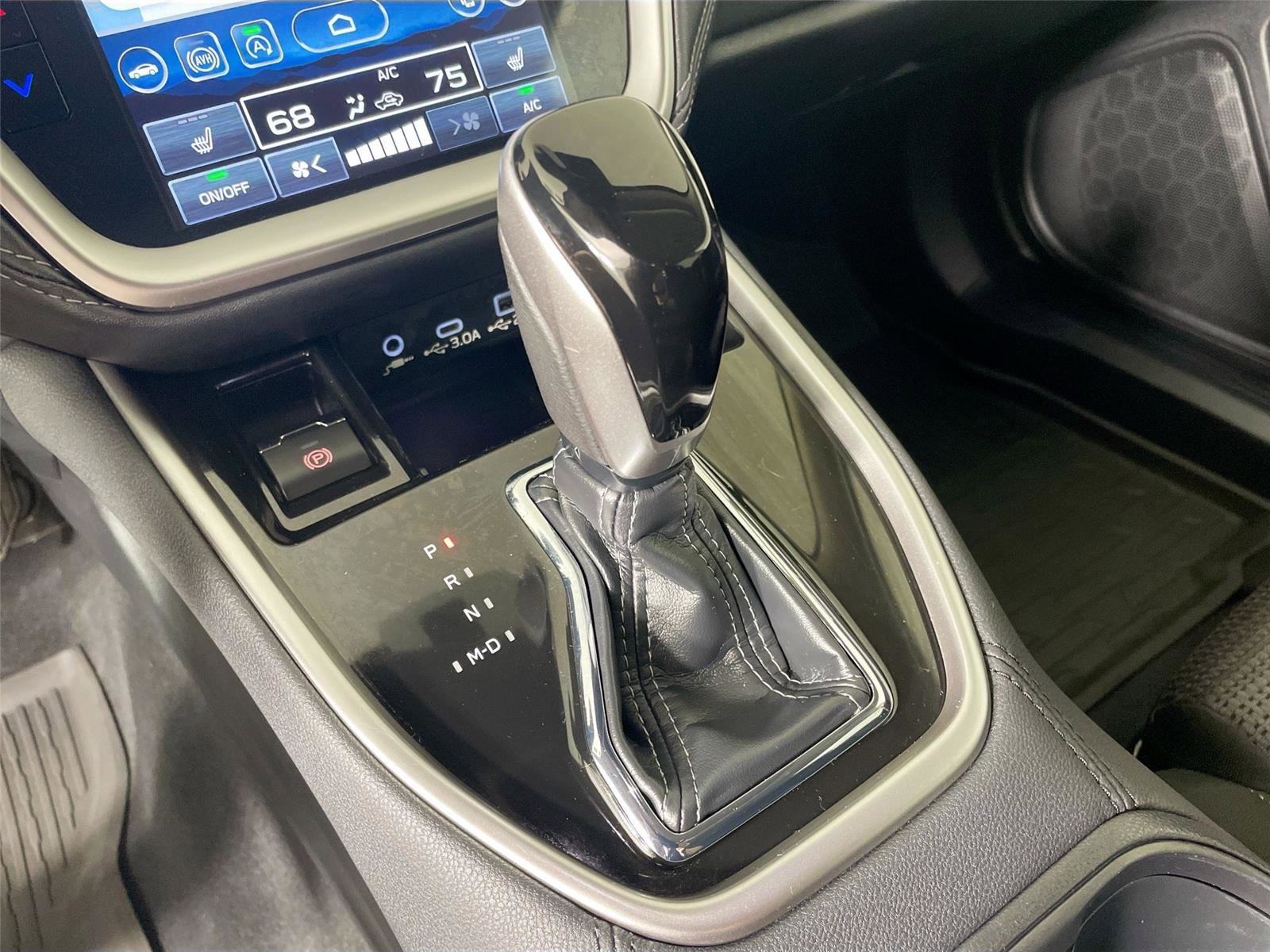 Used 2025 Subaru Outback Premium image 15