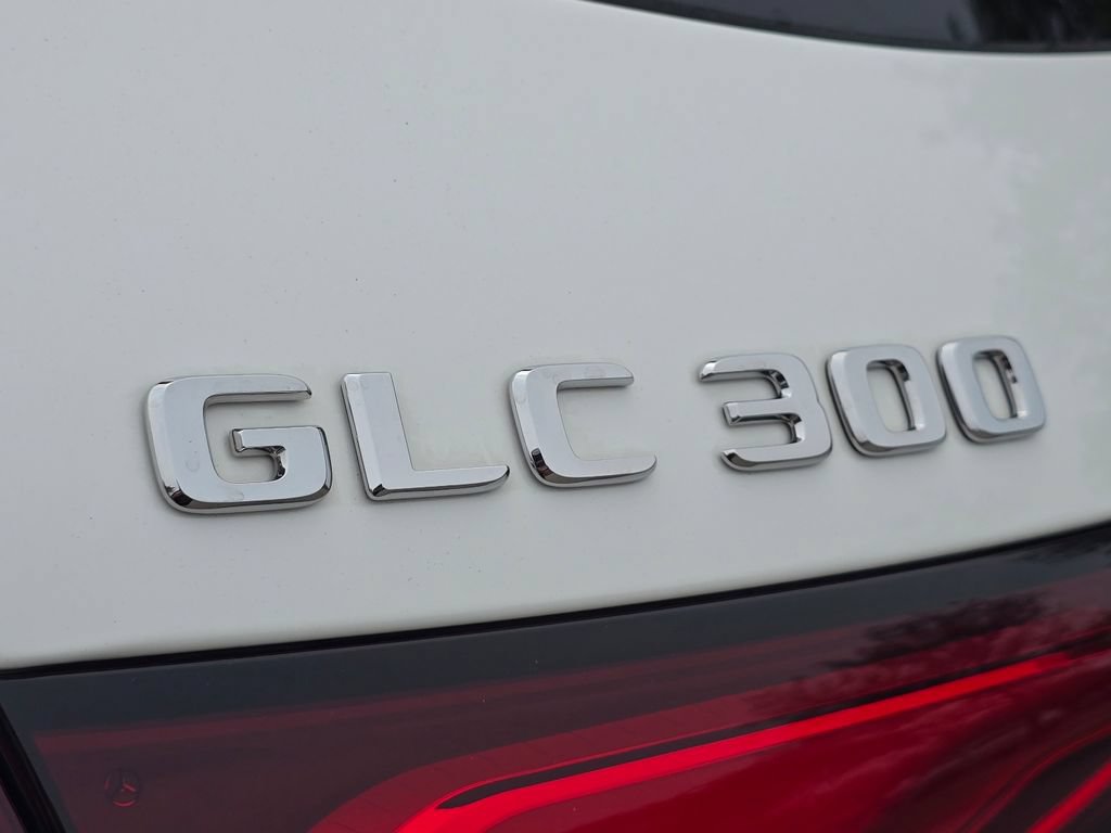 Used 2026 Mercedes-Benz GLC 300 4MATIC image 13