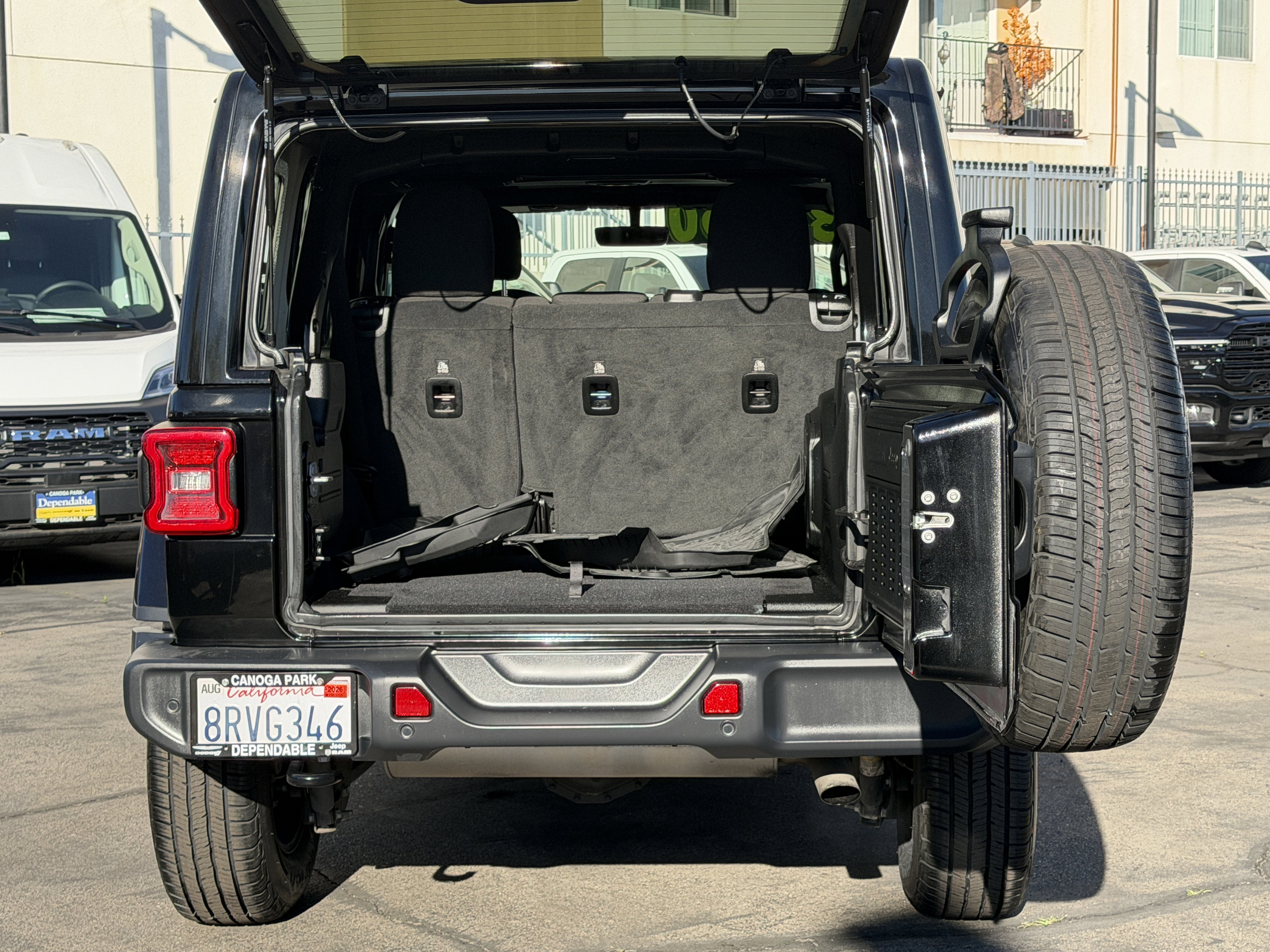 Certified 2020 Jeep Wrangler Unlimited Sahara image 13