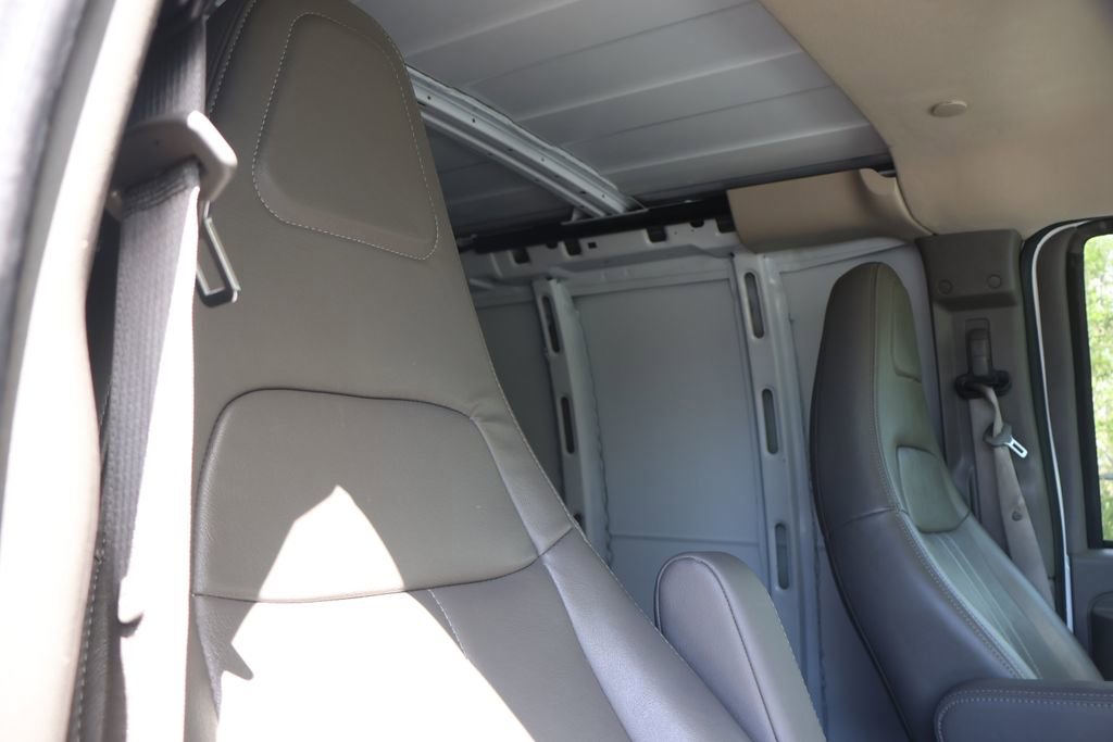 Used 2025 Chevrolet Express 2500 Extended w/ Driver Convenience Package image 39