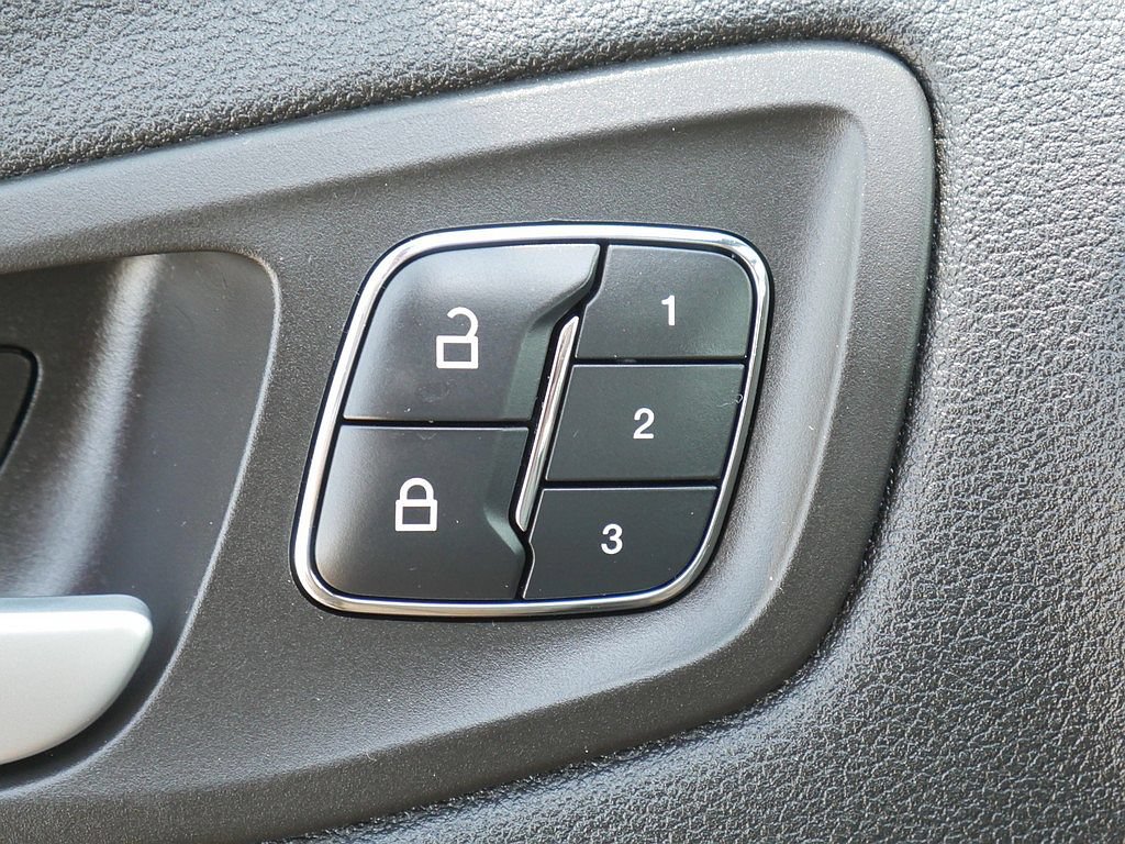 Used 2015 Ford Escape Titanium AWD/4WD image 27