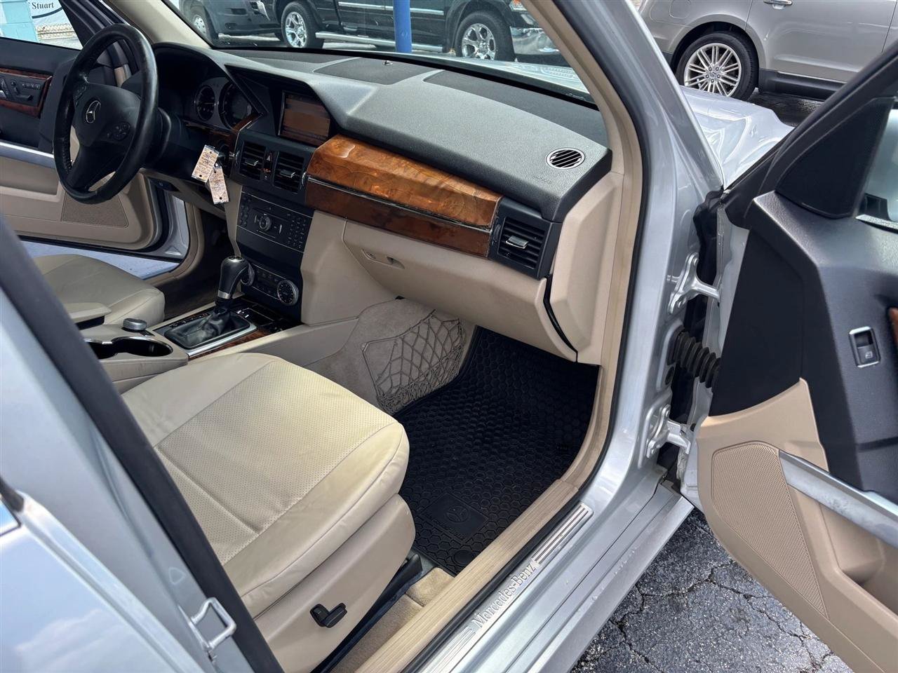 Used 2012 Mercedes-Benz GLK 350 2WD image 10