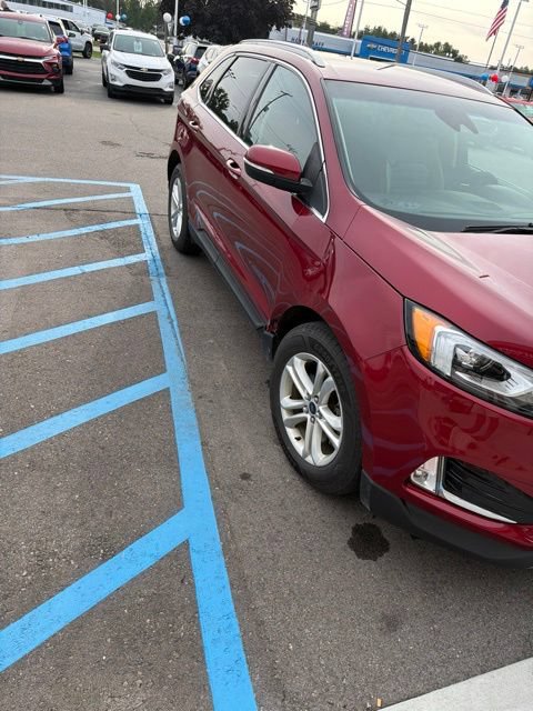 Used 2019 Ford Edge SEL w/ Equipment Group 201A AWD/4WD image 3