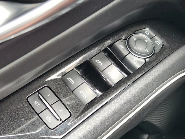 Used 2022 Cadillac Escalade Sport w/ Touring Package RWD image 22
