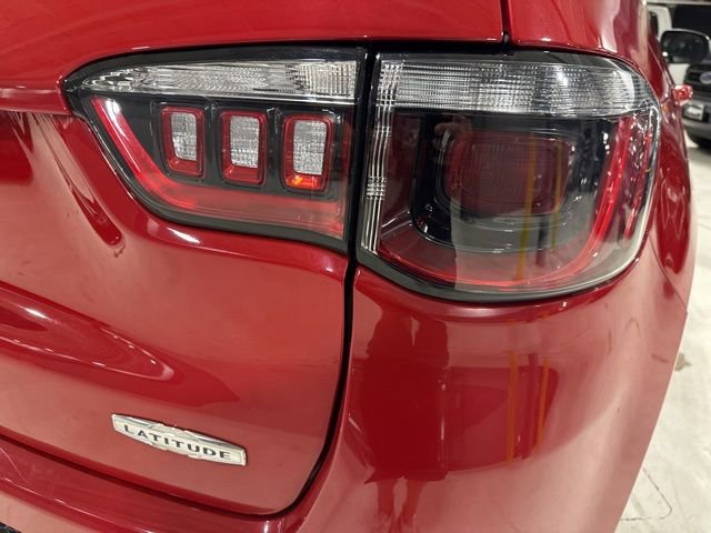 Used 2023 Jeep Compass Latitude w/ Convenience Group AWD/4WD image 33